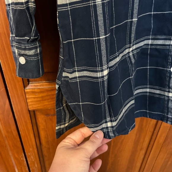 Garnet Hill Navy Blue Plaid Button Down Shirt Size Small - Picture 5 of 8